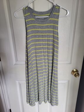 Time and Tru Gray and Yellow Striped Sleeveless Swing Dress